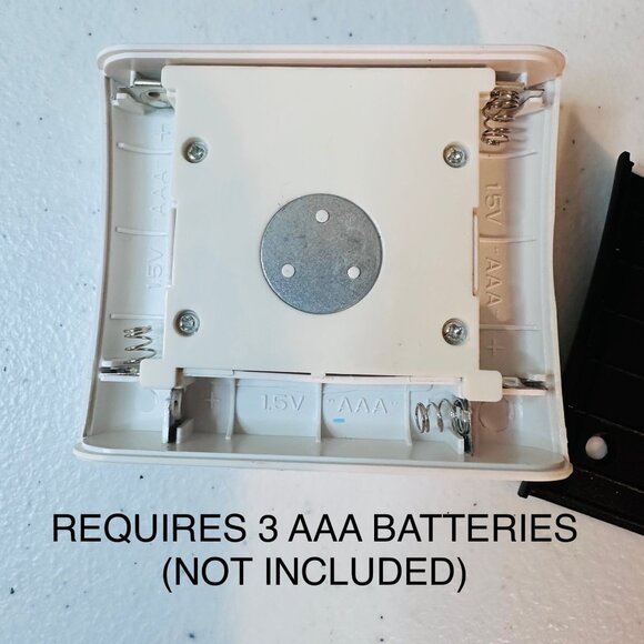 3 pack Motion Sensor LED Night Light With Adhesive Back Qty 3 Motion Lights - Picture 10 of 14